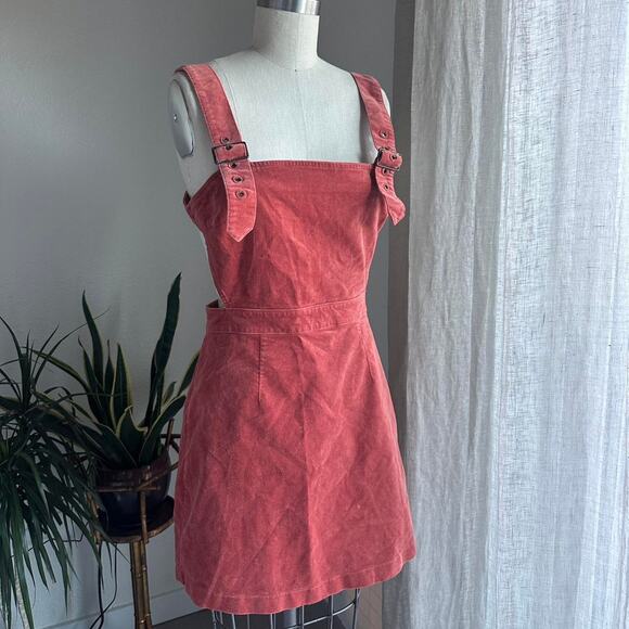 Forever 21 Women’s Large Dress Red Mini Dress Corduroy Buckle Strap Open Back - Picture 1 of 2